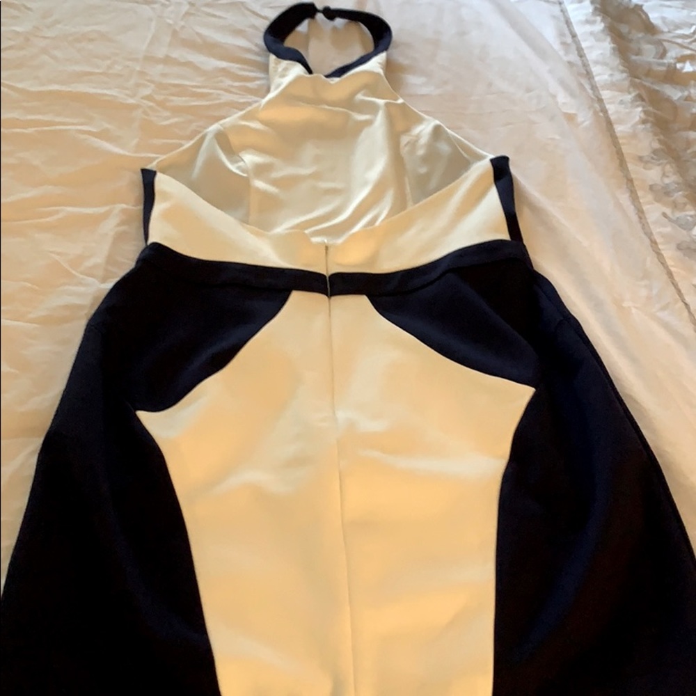 Dress - Picture 4 of 6